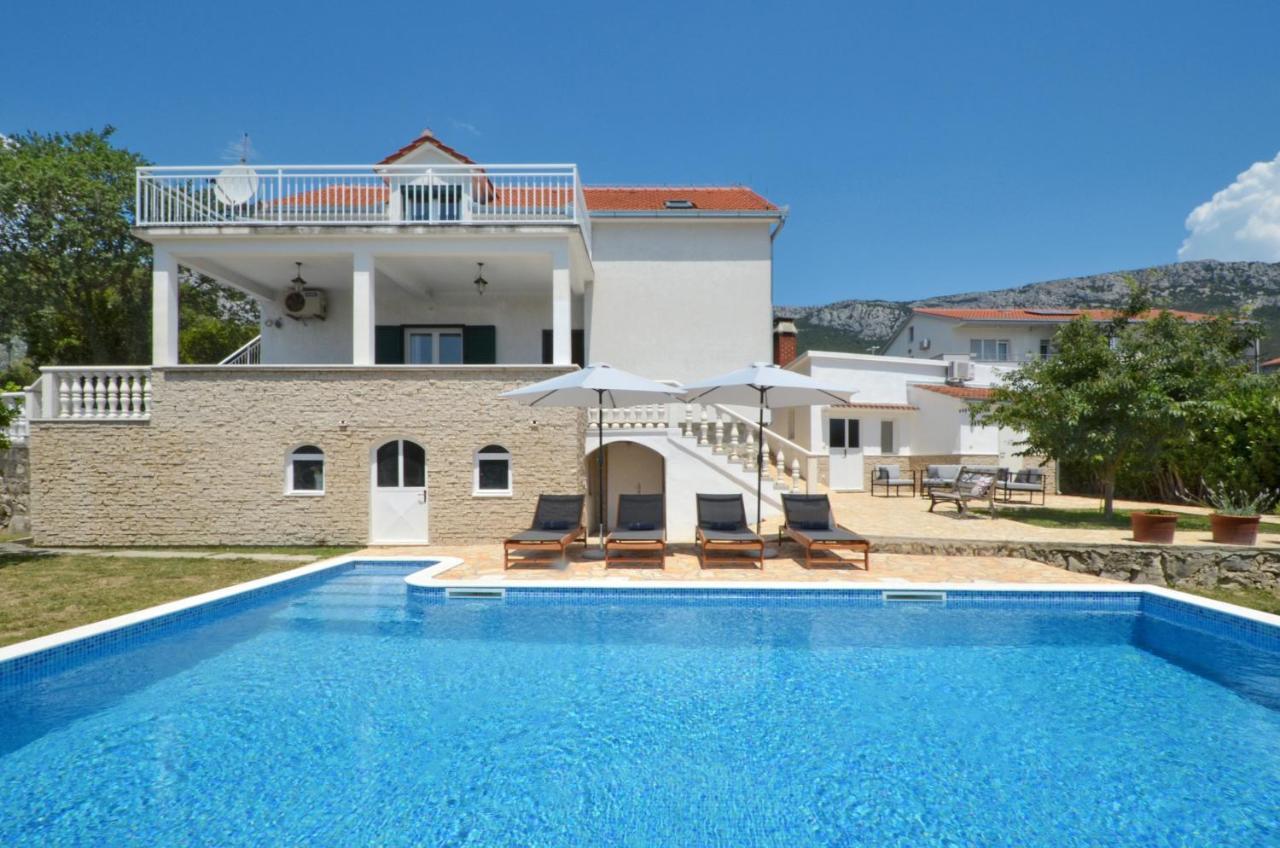 Holiday Home Nevera Kaštela Exteriör bild